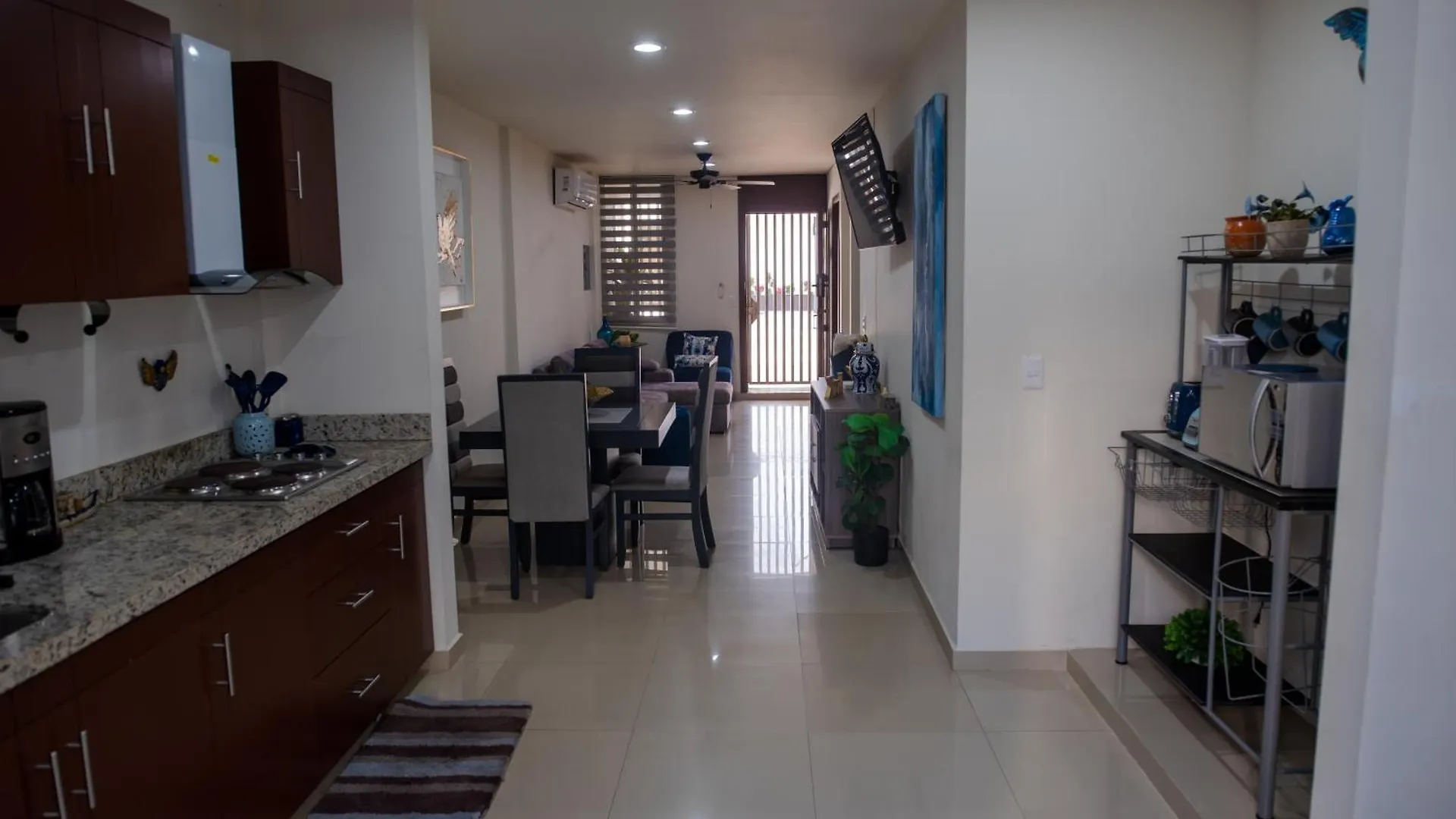 Apartment 2Br-3Ba Condo Block From Beach W Rooftop Jacuzzi Mazatlan