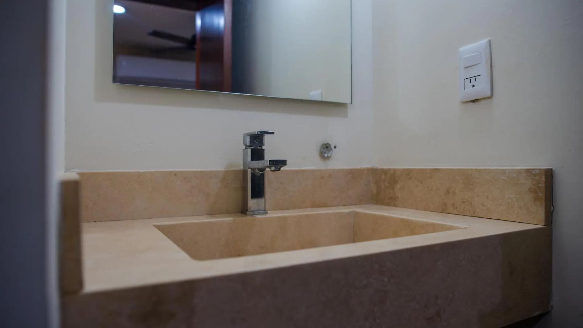 2Br-3Ba Condo Block From Beach W Rooftop Jacuzzi Mazatlan 0*,  Mexico